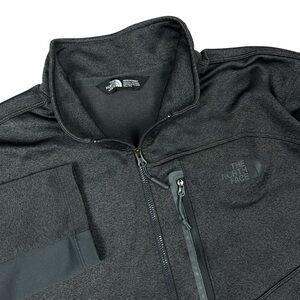 The North‎ Face Sweater Men's XL Dark Gray Half Zip Pullover Athleisure Jacket